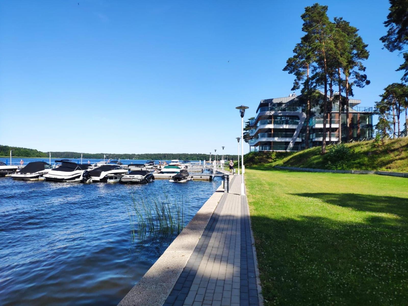 Apartament Bryza Augustow Z Widokiem Na Jezioro Necko Dış mekan fotoğraf